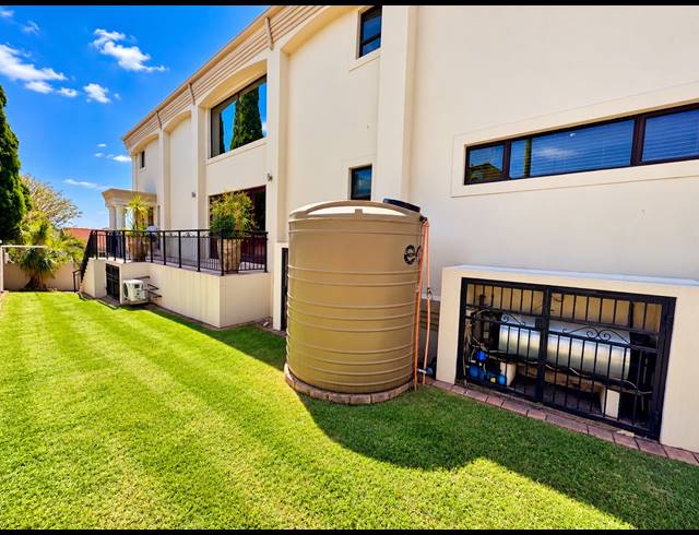 5 BEDROOM HOUSE FOR SALE IN BEN FLEUR